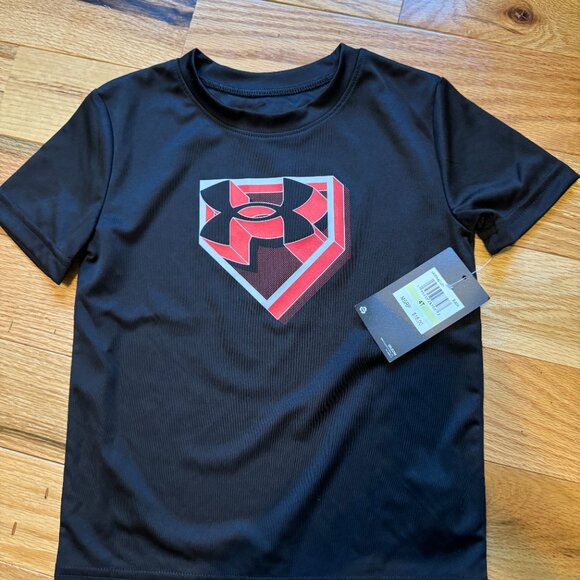 4T NWT Under Armour T-Shirt - Picture 1 of 4